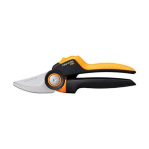 Fiskars X-Series Bypass Garden Pruner M P921 PowerGear With Rolling Handle – Black/Orange